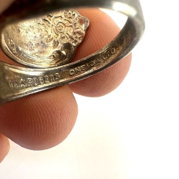 Oneida William Rogers Silver tone  adjustable spoon ring - Picture 3 of 12